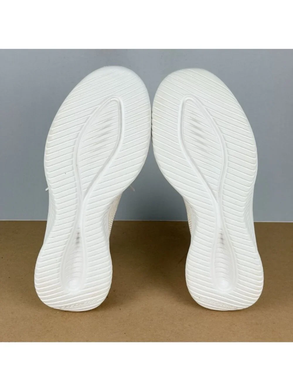 Skechers Slip-Ins Ultra Flex 3.0 Casual Shoes Womens 9 Natural Memory Foam